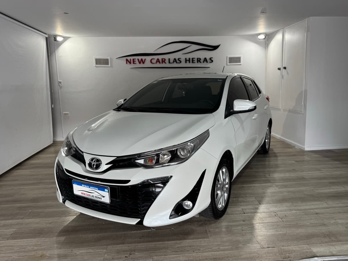 Toyota Yaris XLS 6M/T